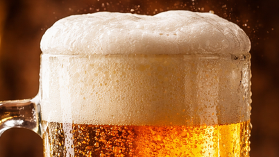 Hoe lang duurt het voordat het lichaam alle alcohol heeft afgebroken na het drinken van alcohol?