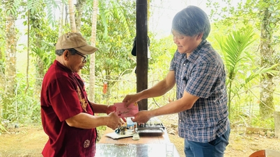 ឃុំតាន់ថាញ់បានរៀបចំសកម្មភាពជាច្រើនដើម្បីអបអរសាទរបុណ្យចូលឆ្នាំថ្មីសម្រាប់ប្រជាជនរបស់ខ្លួន។