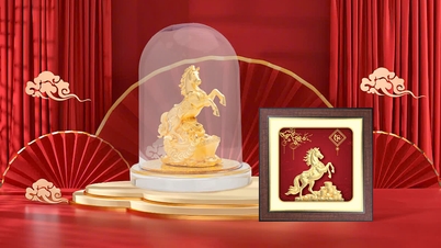 गोल्डन हॉर्स गिफ्ट्स: सौभाग्य और समृद्धि प्रदान करना, हार्दिक शुभकामनाएं भेजना