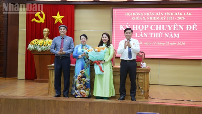 کامریڈ Phuc Binh Nie Kdam کو صوبہ ڈاک لک کی عوامی کونسل کے وائس چیئرمین کے عہدے کے لیے منتخب کیا گیا۔
