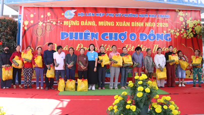 Der Frauenverband des Stadtteils Nam Nha Trang organisierte einen „Null-Kosten-Markt“ mit dem Titel „Frühling der Solidarität – Tet der Liebe“.