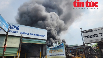 Ho Chi Minh City: Duży pożar domu tuż przed świętem Tet.