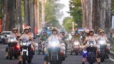 Trafikkpolitiet i Ho Chi Minh-byen har annonsert telefonnumrene og adressene til teamene og stasjonene som mottar informasjon fra publikum.