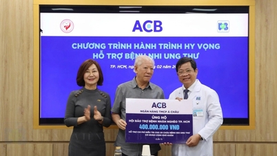A „Remény Útja” meghosszabbításaként az ACB 400 millió vietnami dongot adományoz a rákos gyermekek támogatására.