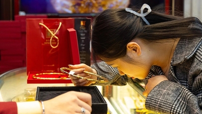 Harga emas siang ini, 12 Februari 2026: Harga emas SJC, harga cincin emas, grafik harga emas pada penutupan perdagangan hari Kamis.