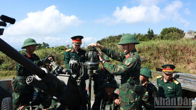 De soldaten van het eiland Cu Lao Cham handhaven de vrede en veiligheid op zee en op de eilanden tijdens Tet.