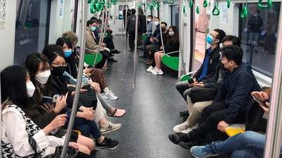 Hanoi menawarkan perjalanan kereta dan bus gratis bagi penumpang selama liburan Tet.