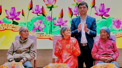 ডন ডুয়ং কমিউন ২০২৬ সালে বয়স্ক ব্যক্তিদের জন্মদিন উদযাপন করে।