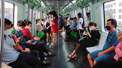 Durante o Tet, os moradores de Hanói podem viajar gratuitamente em bondes e ônibus.
