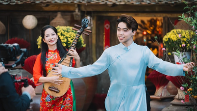 សិល្បករ​ពីប៉ា វូ ឌៀវ ថាវ (Vu Dieu Thao) ស្វាគមន៍ឆ្នាំថ្មីជាមួយនឹងវីដេអូចម្រៀងរបស់នាង "A Peaceful Tet Together"។