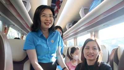 Más de 3.300 personas en Da Nang regresaron a casa para el Tet en un autobús patrocinado por el sindicato.