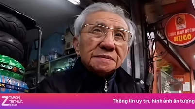 Perbualan antara seorang pelancong China dan seorang profesor berusia 90 tahun di Hanoi.
