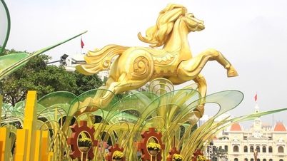 Sekilas pandang jalan bunga Nguyen Hue untuk Tet Binh Ngo 2026 terbongkar.
