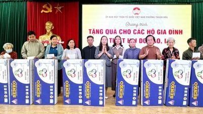 투안호아 지역의 약 400가구에 총 11억 VND 이상의 예산을 투입하여 지원을 제공했습니다.