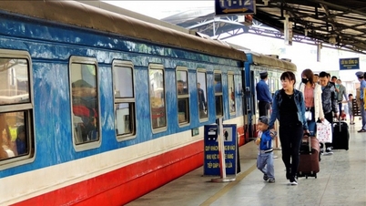 Căile ferate își măresc serviciile în timpul sezonului de vârf al sărbătorilor Tet pe rutele către Vietnamul Central.
