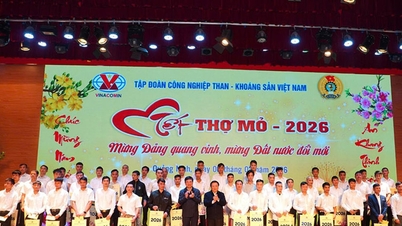 The Quang Ninh Provincial Delegation of National Assembly Deputies joins hands in caring for social welfare during the Lunar New Year of the Year of the Horse.