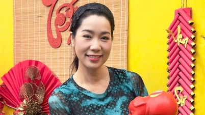 Trinh Kim Chi membuat lanskap miniatur bertema musim semi dan mengundang tetangganya untuk datang dan mengambil foto.