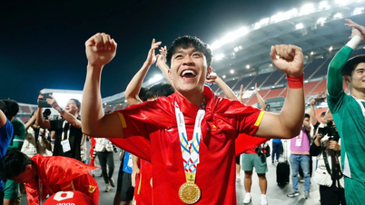 Ly Duc menarik minat dari sebuah klub K-League 2; mungkinkah dia pindah ke Korea Selatan untuk bermain selama satu musim?