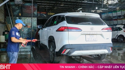 Car wash services see sharp price increases, and many locations remain overloaded during the run-up to Tet (Lunar New Year).