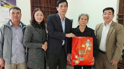Komune Vinh Lai mengumpulkan lebih dari 358 juta VND untuk membantu kaum miskin selama liburan Tet.