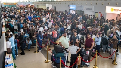 Los turistas internacionales llenan el aeropuerto de Phu Quoc y el turismo crece.
