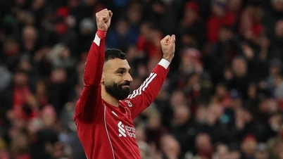 Salah brilha e o Liverpool avança na FA Cup.