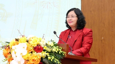 Barisan Tanah Air Vietnam terus memenuhi misinya, menyumbang kepada perjalanan pembangunan Vietnam yang kukuh.
