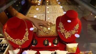 Goldpreis-Update für heute Mittag, 15. Februar 2026: SJC-Goldpreis, 24-Karat-Goldpreis (9999), Ringgoldpreis, Weltgoldpreis.