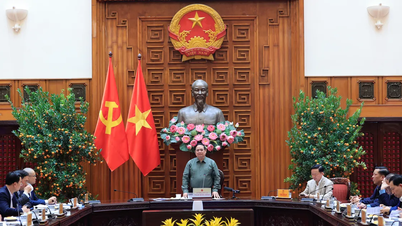 The Prime Minister has requested that the new Lo River bridge be completed by the Lunar New Year of 2027.