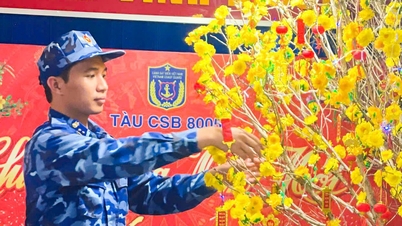 A jornada dos soldados da marinha vietnamita durante o Tet (Ano Novo Lunar).