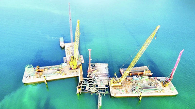 Άνοιξη στο εργοτάξιο του αυτοκινητόδρομου Χόα Μπιν-Μοκ Τσάου.