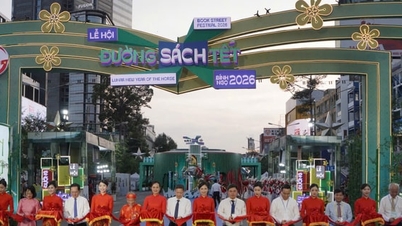 Ho Či Minovo Město: Slavnostní zahájení festivalu knižní ulice k lunárnímu Novému roku 2026 (Rok koně)