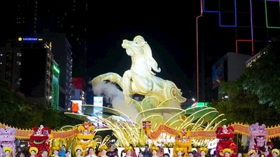 Ho Chi Minh-staden: Öppning av Nguyen Hue Flower Street för Tet Binh Ngo 2026