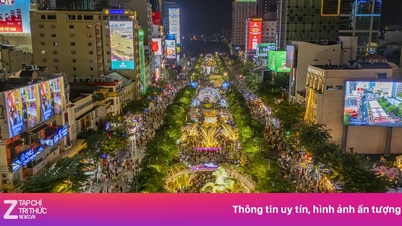 La rue Nguyen Hue Flower était bondée le jour de son ouverture.