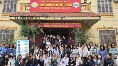 «មេរៀនប្រវត្តិសាស្ត្រ» លើសពីទំព័រសៀវភៅសិក្សា។