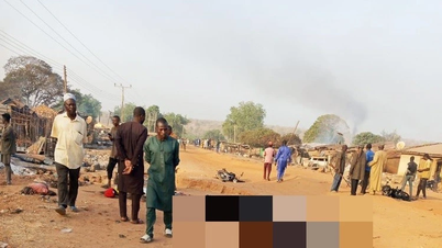 Un grupo armado ataca tres aldeas en Nigeria, matando a más de 30 personas.