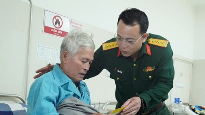 Nearly 200 Tet (Lunar New Year) gift packages were given to seriously ill inpatients.
