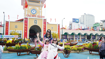 Ho Chi Minh City: Radiant spring colors adorn cultural landmarks.