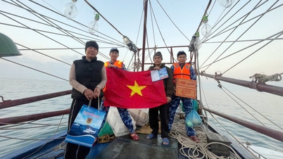Officieren van de kustwacht blijven tijdens het voorjaar op zee om hun taken uit te voeren.