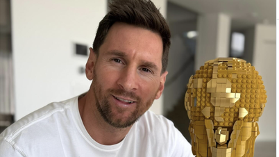 Messi monta incríveis conjuntos de Lego e se dedica a novos hobbies enquanto aguarda a Copa do Mundo.