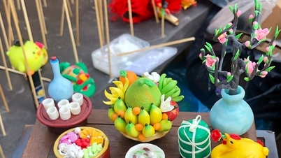 Unga innovatörer omfamnar traditionella Tet-seder.