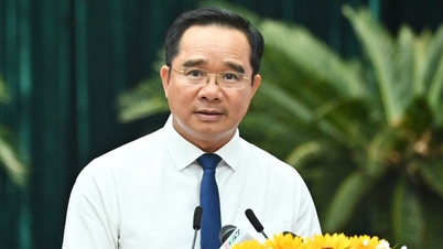 Ucapan Selamat Tahun Baru daripada Pengerusi Jawatankuasa Rakyat Bandar Raya Ho Chi Minh, Nguyen Van Duoc, kepada rakyat, pegawai, dan askar-askar di bandar ini.