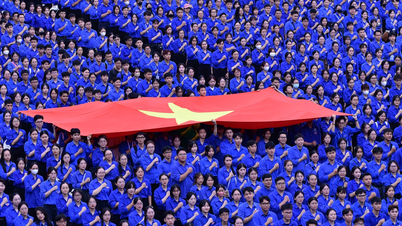 Khơi sức trẻ phát triển đất nước