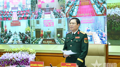Jenderal Nguyen Tan Cuong memimpin pertemuan daring seluruh angkatan darat dan menyampaikan ucapan selamat Tahun Baru untuk Tahun Kuda 2026.