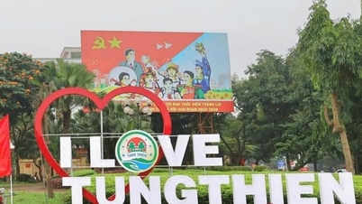 টেট (চন্দ্র নববর্ষ) চলাকালীন তুং থিয়েনে বসন্তের প্রাণবন্ত রঙ