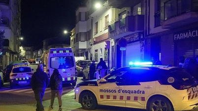 Kebakaran apartemen di Spanyol menewaskan 5 orang.