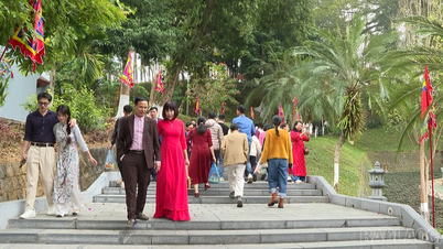 বছরের শুরুতে মন্দিরে যাওয়া।