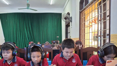 Sekolah tanpa kertas: Merealisasikan transformasi digital yang komprehensif.