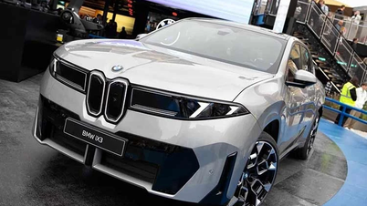 BMWは360度カメラシステムに利用料を課しており、それを利用したい車の所有者は料金を支払う必要がある。