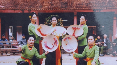 ថ្ងៃឈប់សម្រាកបុណ្យតេតនេះ ក្រុមចែវទូកភូមិដាំងនឹងនៅតែឆ្លងកាត់ច្រកទ្វាររបស់យើង។
